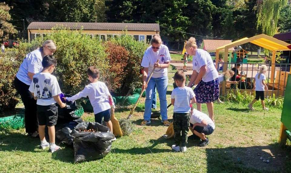 В Сочи провели около 200 субботников