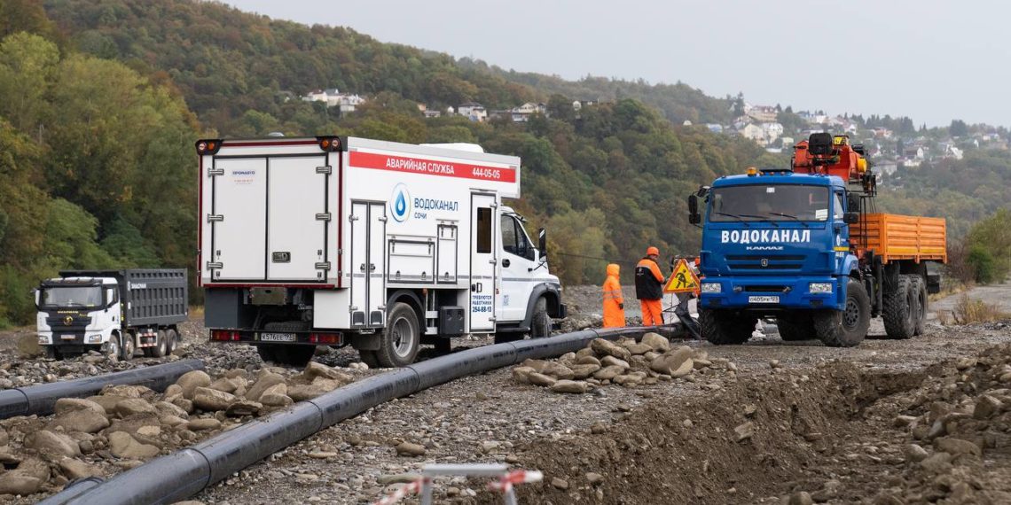 В Сочи завершают восстановление магистрального водовода на реке Псезуапсе
