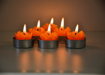 В Сочи нашли неадекватную женщину и ее двухлетнего ребенка со следами воска