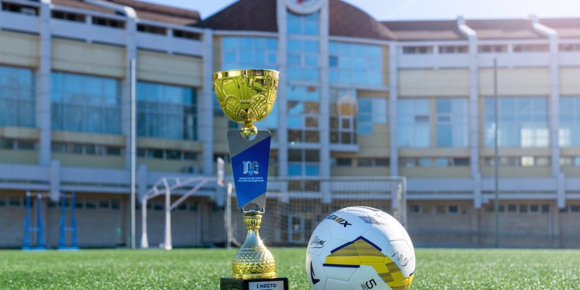 В Сочи 6 тысяч детей занимаются футболом