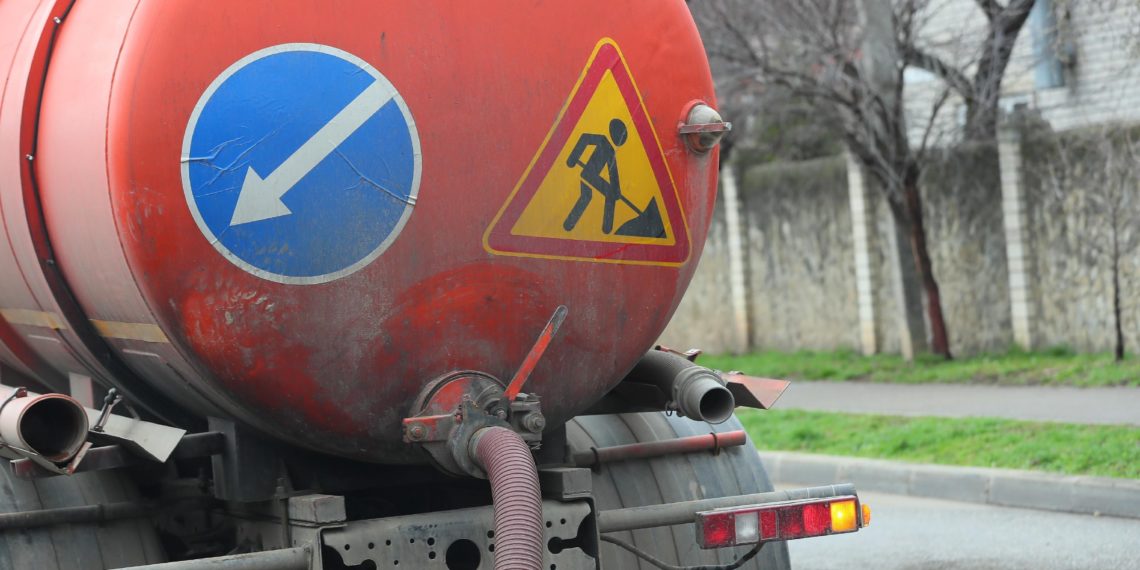 Из-за непогоды в Краснодаре дежурит водооткачивающая техника