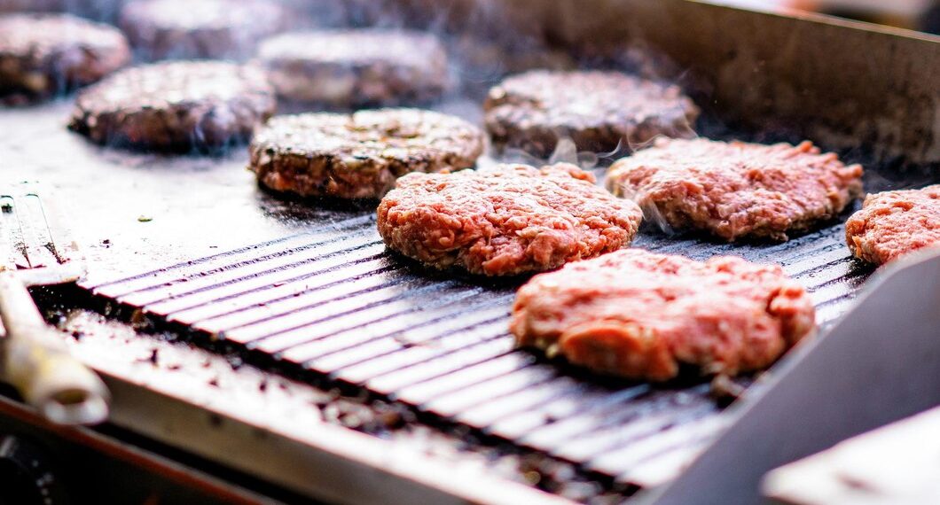 Откуда в лесах Сочи котлеты?