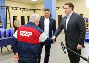 Копайгородский встретился с победителями и призерами чемпионата России по боксу