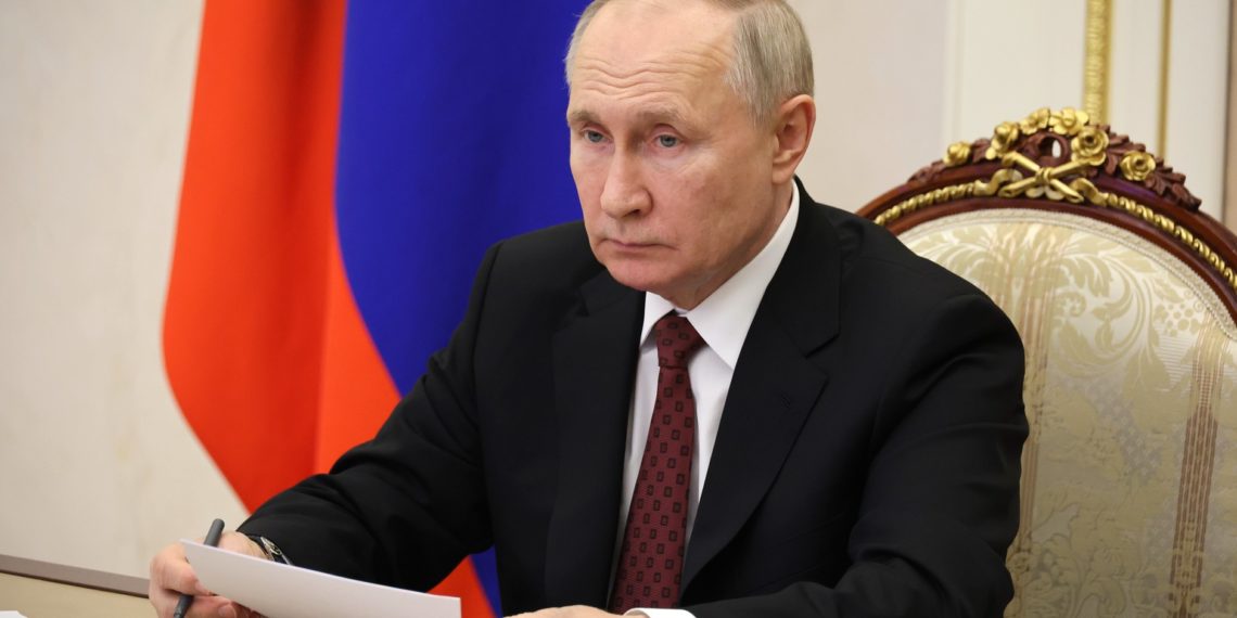 Кондратьев одобрил выдвижение Путина на новый президентский срок