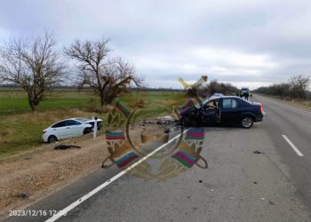 На Кубани столкнулись три авто: погиб один из водителей