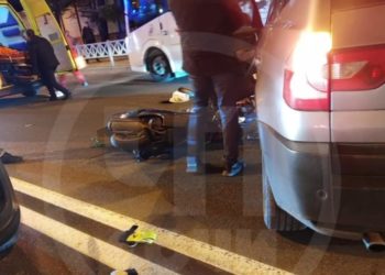 В Сочи водитель мопеда попал в больницу после столкновения с BMW