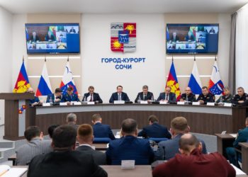 Копайгородский: на новогодние праздники в Сочи ждут около 250 тысяч туристов