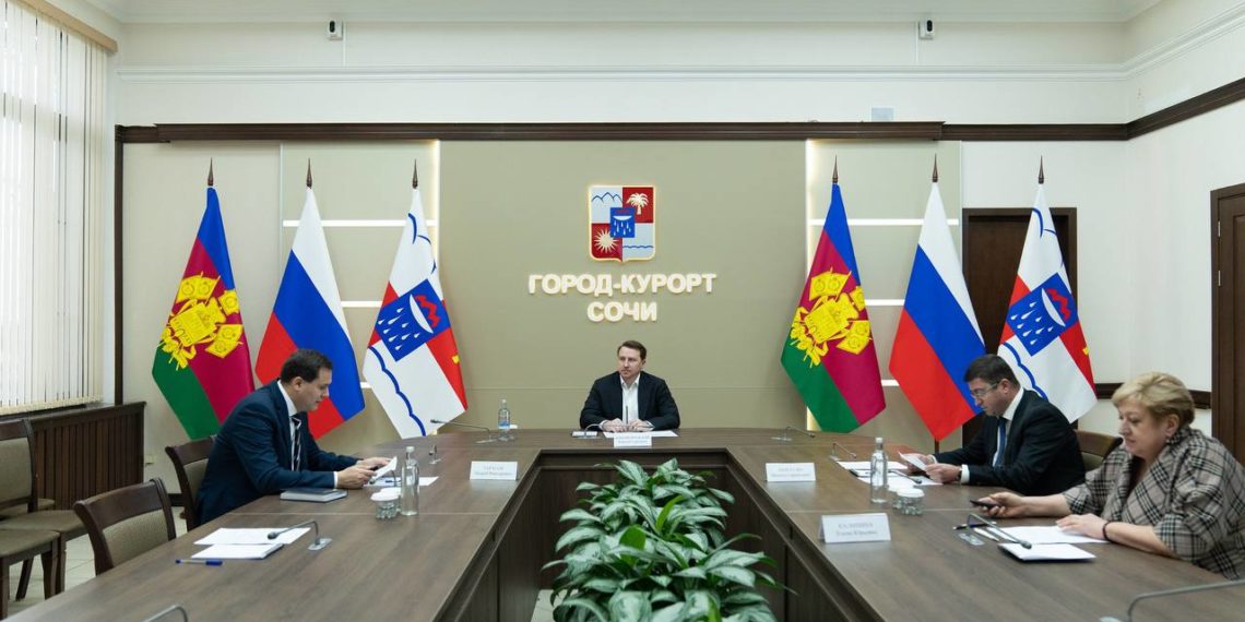 Копайгородский: администрация Сочи получила 80 тысяч обращений