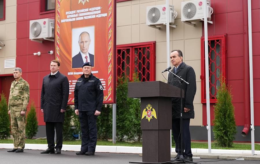 Копайгородский и Кондратьев открыли новый комплекс для сотрудников ОМОН