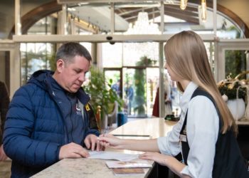 Копайгородский: Сочи принял 7,6 млн туристов в 2023 году