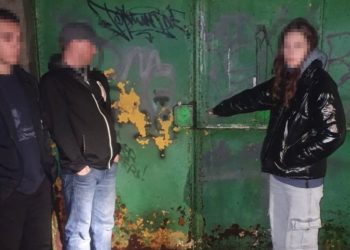 В Сочи задержали мужчину и девушку с наркотиками