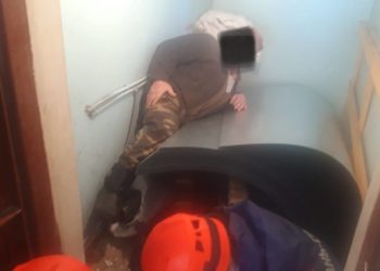 На Кубани мужчине зажало ноги тремя тоннами железа