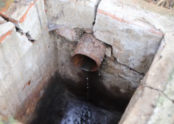 Течь в центре Сочи оказалась проявлением грунтовых вод с «частной» территории