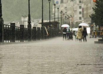 В Сочи ожидается сильный дождь, мокрый снег и ветер до 17 м/с