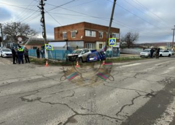 На Кубани водитель «Жигулей» погиб после столкновения с иномаркой