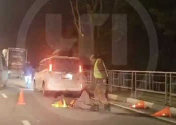 В Сочи автомобиль сбил дорожного рабочего