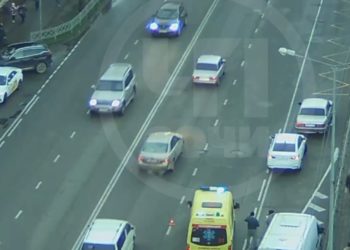 В Сочи ВАЗ сбил перебегавшую дорогу женщину