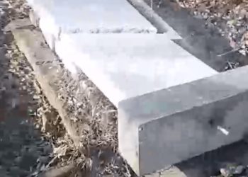 На Кубани 13-летний подросток разгромил кладбище