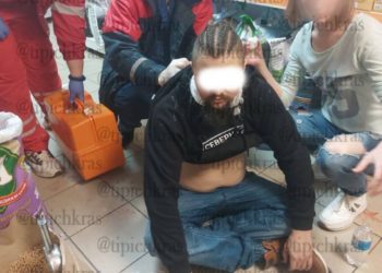 Порезавший ножом прохожих в Краснодаре мужчина оказался сыном экс-судьи