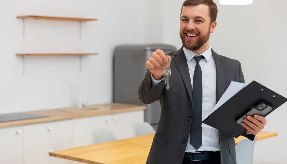 Ни денег, ни квартиры. В Краснодаре агентство больше 20 лет обманывает жителей