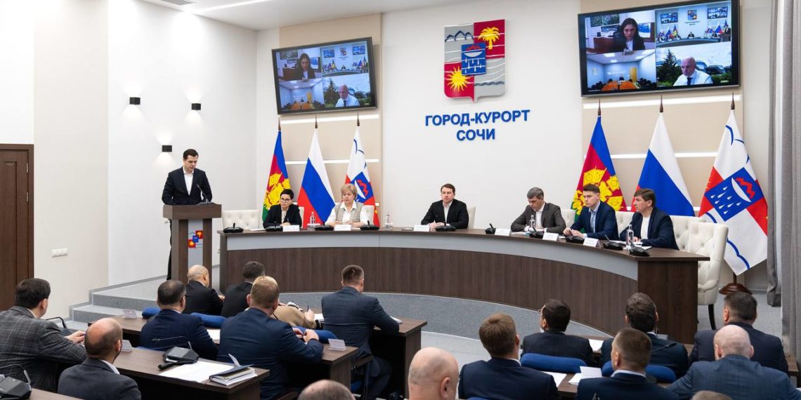 Копайгородский: на праздниках в Сочи побывали 280 тысяч туристов