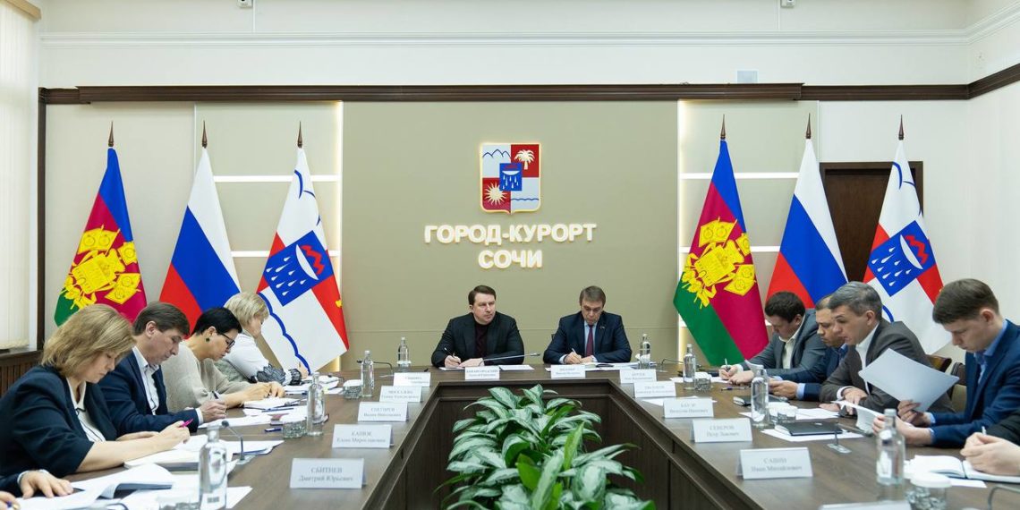 Копайгородский: в Сочи отремонтируют 11 дорог в марте 2024 года