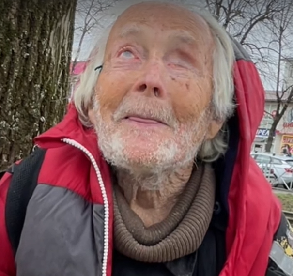 В Краснодар 88-летний дедушка приехал за девочками и фруктами, но в итоге ослеп