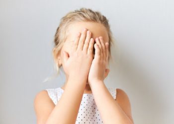 Были в холоде и голоде: на Кубани мать бросила пятерых детей и уехала в гости