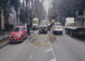 В Сочи Mercedes сбил 11-летнюю девочку