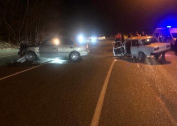 В ДТП с двумя авто в Сочи пострадали четыре человека