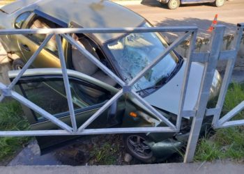 В ДТП с опрокинувшейся в канаву «Ладой» в Сочи погибла женщина