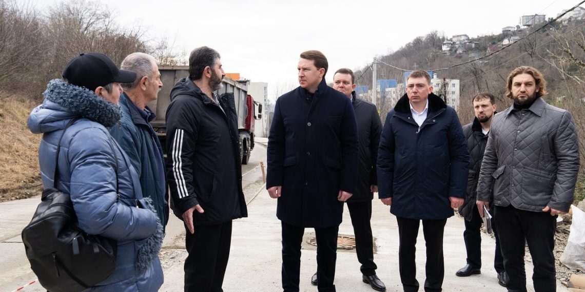 Копайгородский проверил выполнение поручений в Раздольном