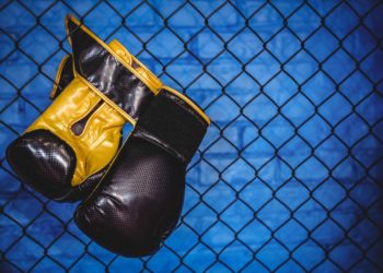 На Кубани мужчина надел боксерские перчатки и убил женщину тремя ударами