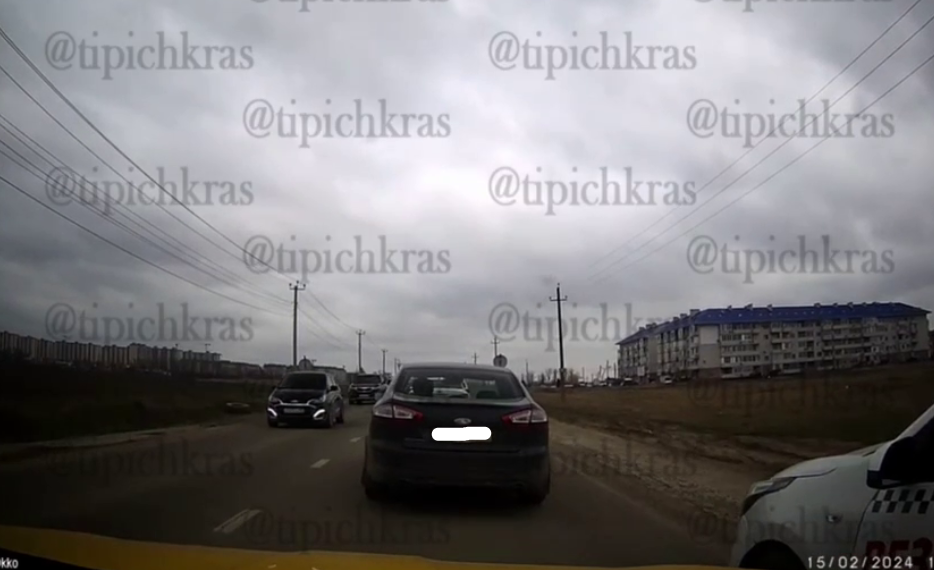 “Это Краснодар, детка”: таксист дерзко распылил в водителя перцовый баллончик