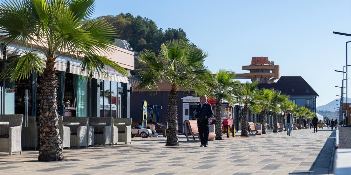 На реализацию муниципальных программ в Сочи потратят 52 млрд рублей