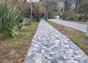 Тротуар на Аллее Челтенхема в Сочи отремонтируют до конца марта