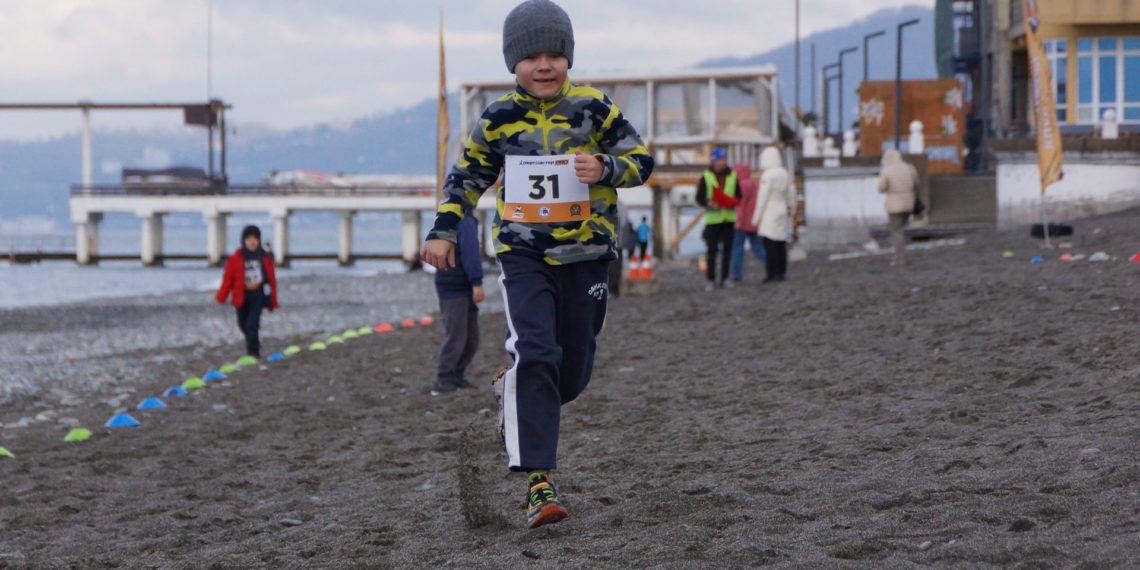 В Сочи состоялся кросс по песку