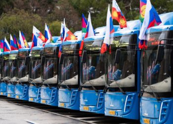 Владимир Путин предложил обновить общественный транспорт Сочи