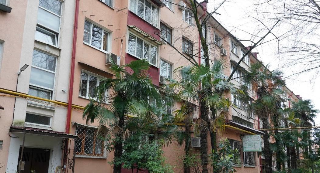 Копайгородский: в Сочи сделают капремонт 60 многоэтажек в 2024 году