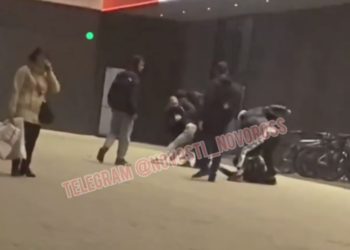 В Новороссийске пятеро парней избили двоих