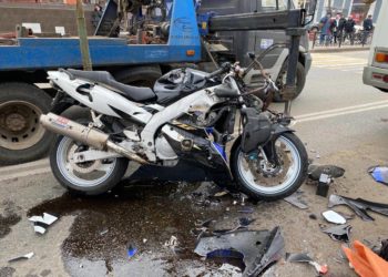 На Кубани 34-летний мотоциклист врезался в автобус и погиб