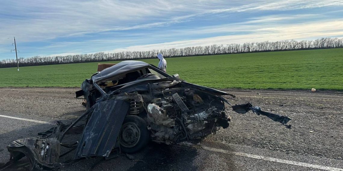 В ДТП с грузовиком на Кубани погибли водитель и пассажир «Лады»