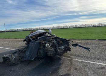 В ДТП с грузовиком на Кубани погибли водитель и пассажир «Лады»