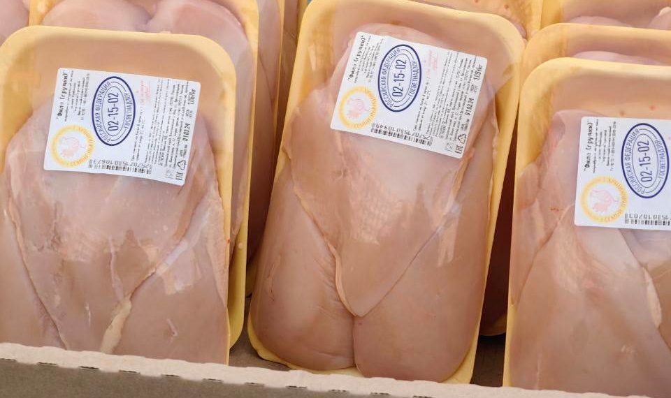 «Курица дороже говядины»: кубанцы высказались о ценах на ярмарке выходного дня