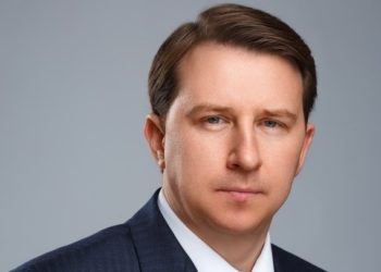 Копайгородский поздравил сочинок с Международным женским днем