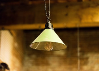 В Краснодаре шесть улиц остались без света