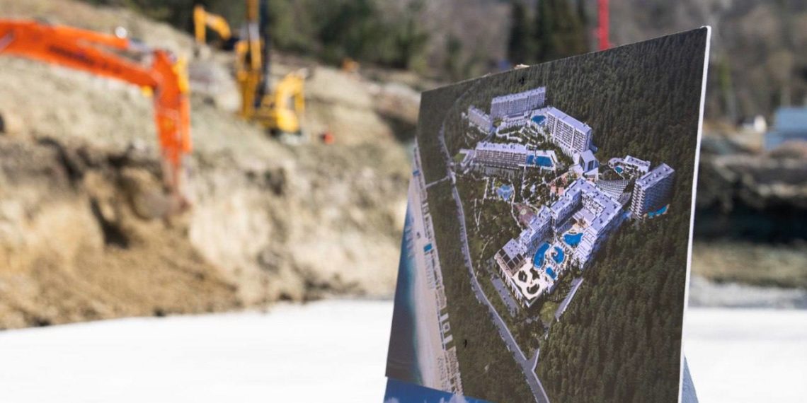 Копайгородский: в Сочи строят гостиничный комплекс на 2275 номеров