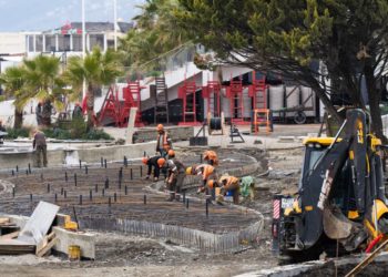 Копайгородский: на развитие пляжей Центрального района привлекут 400 млн рублей