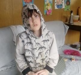 В сочинском селе пропал 12-летний ребенок с каре-зелеными глазами