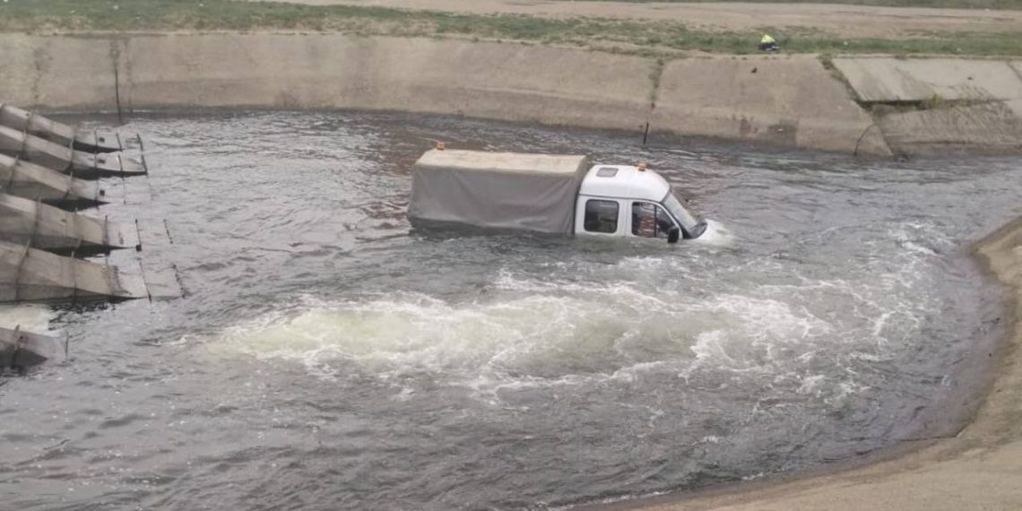В краснодарском поселке сняли на видео картину “Газель» на водопое”